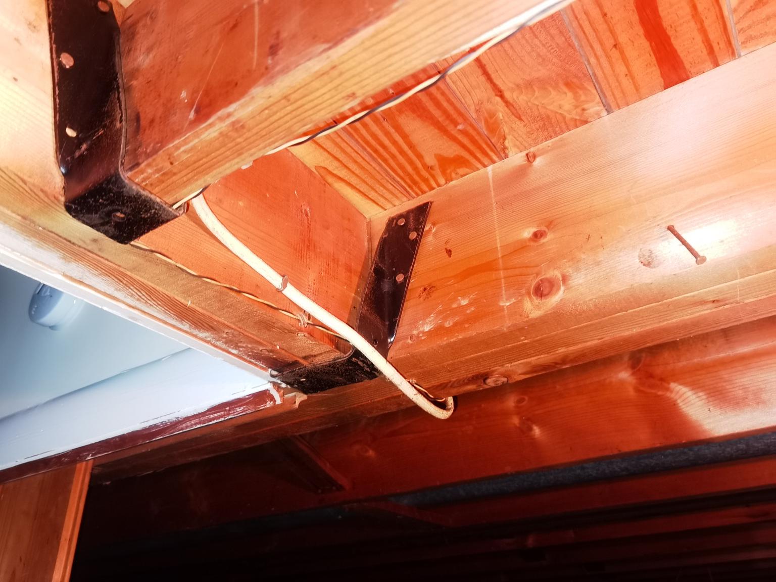 How To Install Floor Joists Using Joist Hangers On Roof Viewfloor.co